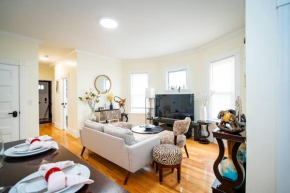 14a-Elegant, newly renovated apartment in Boston